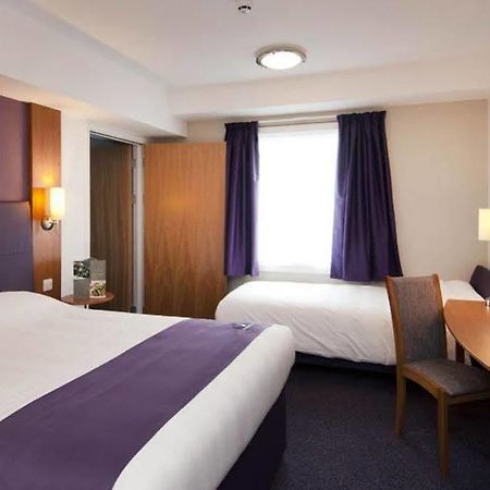 Premier Inn Greenock Ngoại thất bức ảnh