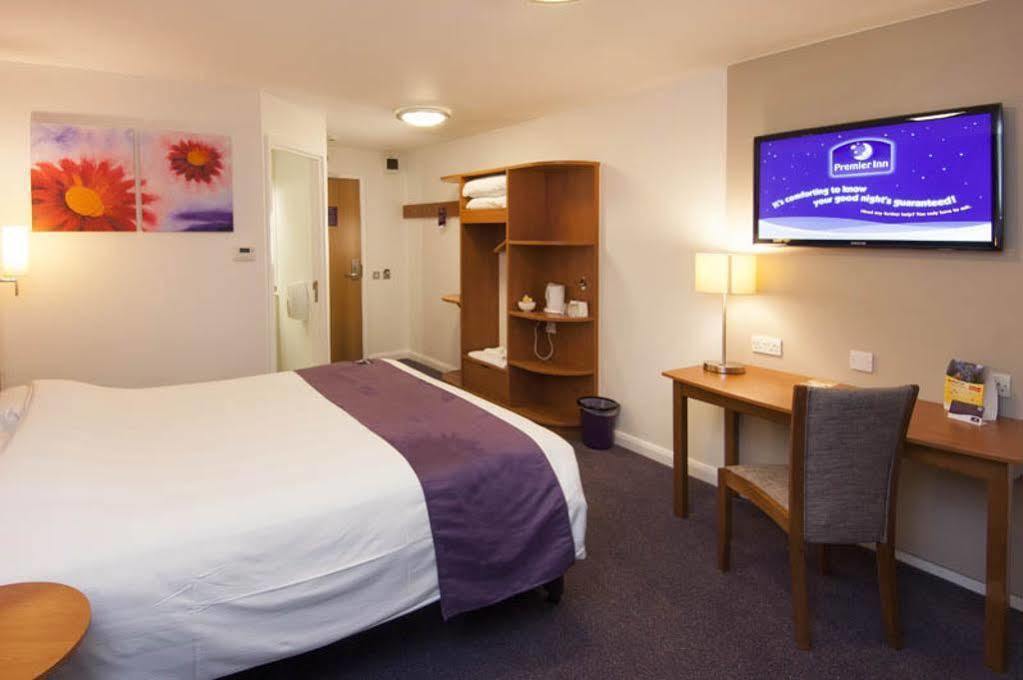 Premier Inn Greenock Ngoại thất bức ảnh