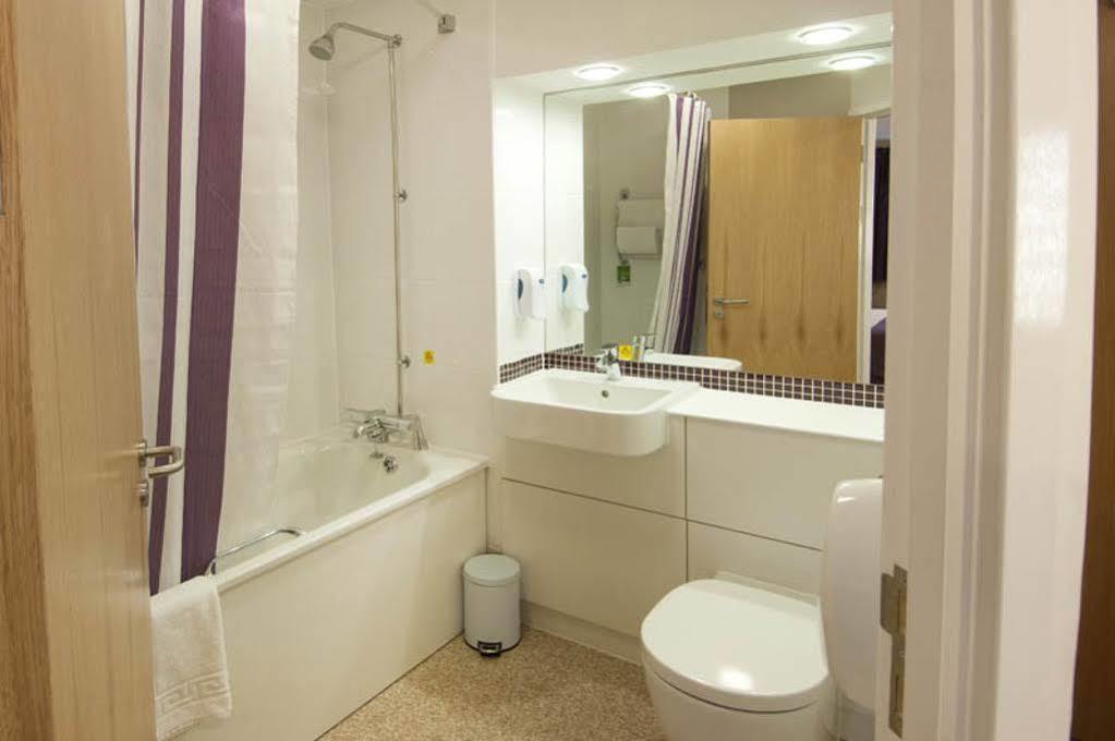 Premier Inn Greenock Ngoại thất bức ảnh